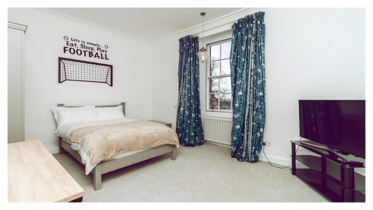A Luxurious Masterpiece Steps From Stirling Exterior photo