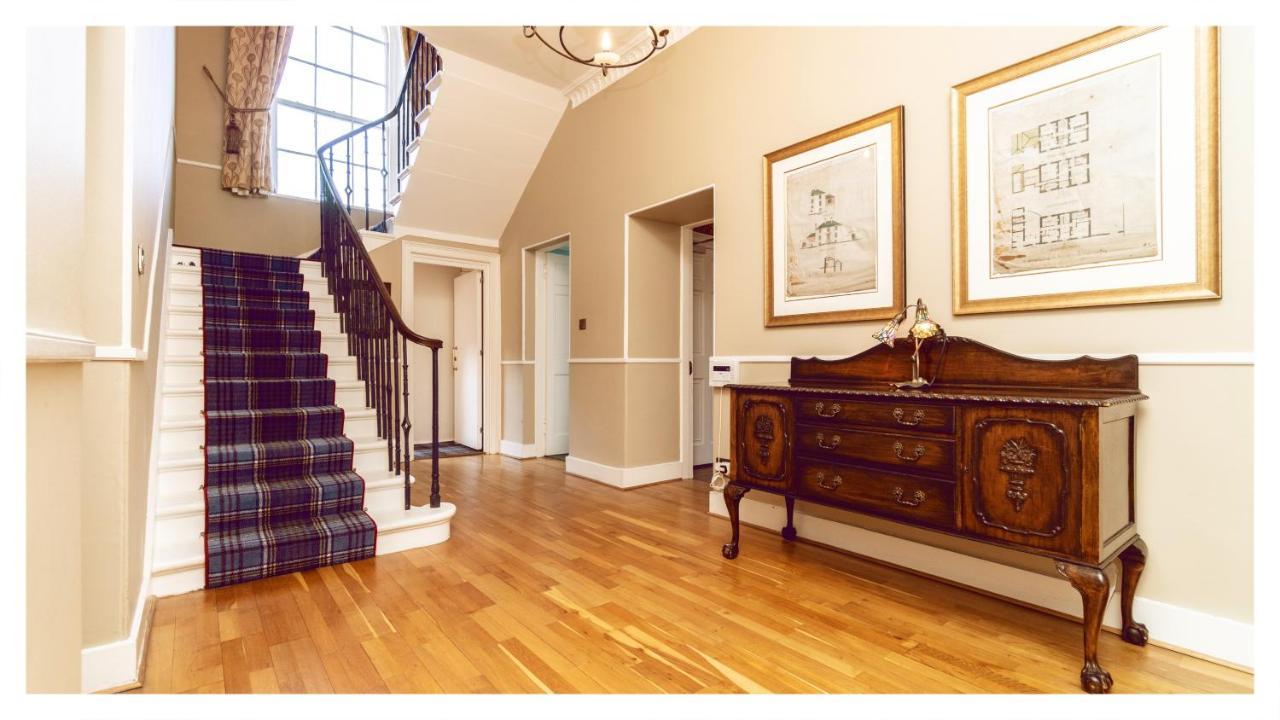 A Luxurious Masterpiece Steps From Stirling Exterior photo